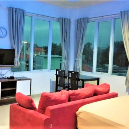Ragunan Residence Syaridin Giacarta Esterno foto