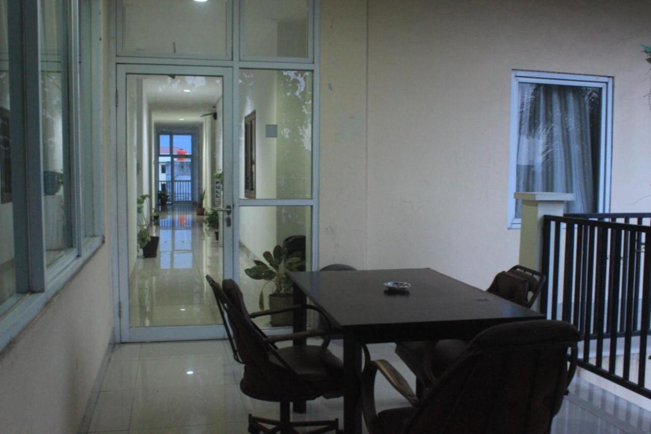 Ragunan Residence Syaridin Giacarta Esterno foto