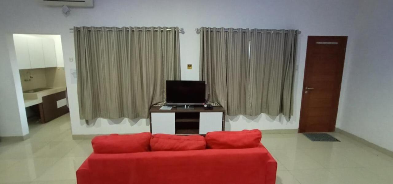 Ragunan Residence Syaridin Giacarta Esterno foto
