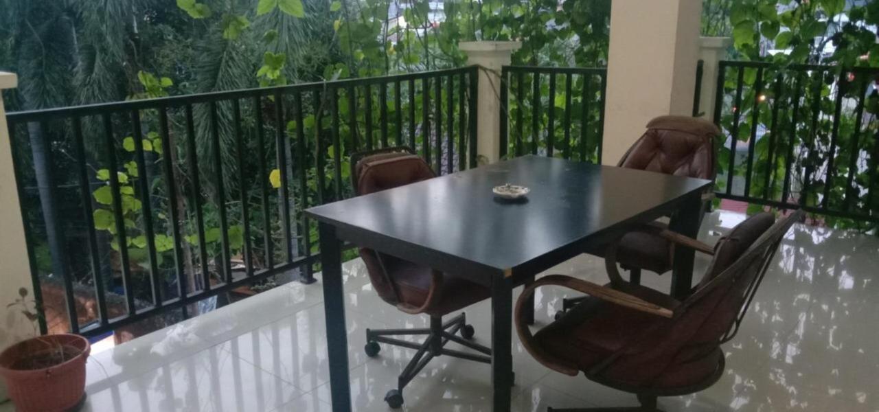 Ragunan Residence Syaridin Giacarta Esterno foto